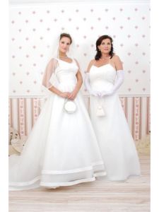Eternity és Mon Chery esküvői ruha együttes