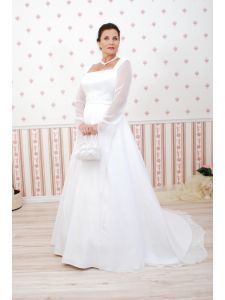 Romantikus, fehér hosszú muszlin ujjas molett esküvői ruha, Eternity Bride